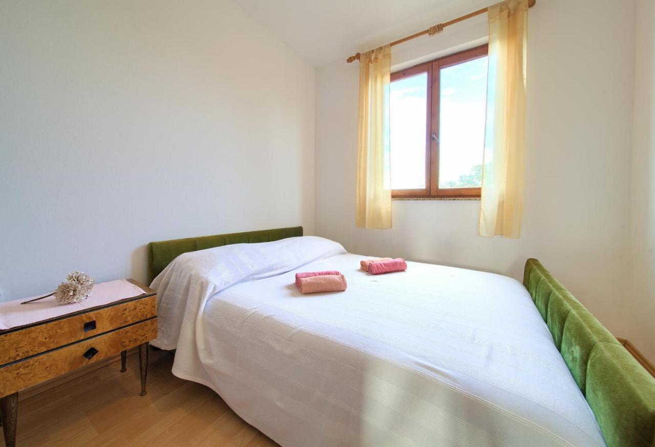 Rasopasno Apartment With Terrace And Private Parking Luaran gambar